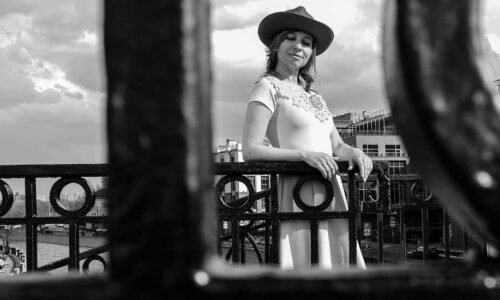 Gold spread Money: Timeless Store Value currency and pride